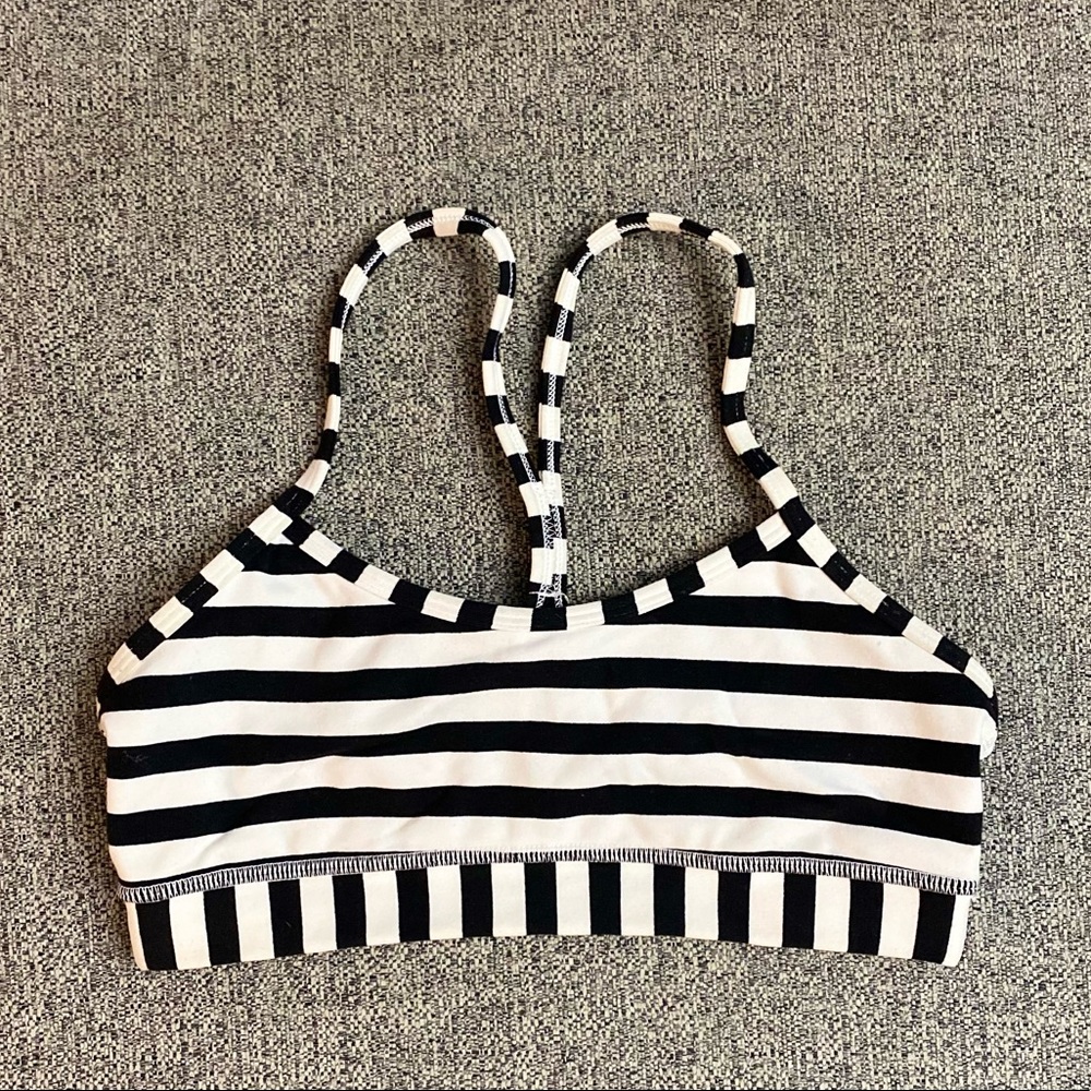 Lululemon Flow Y bra